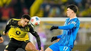 西班牙国王杯：巴萨半决赛首回合4：4战平马竞