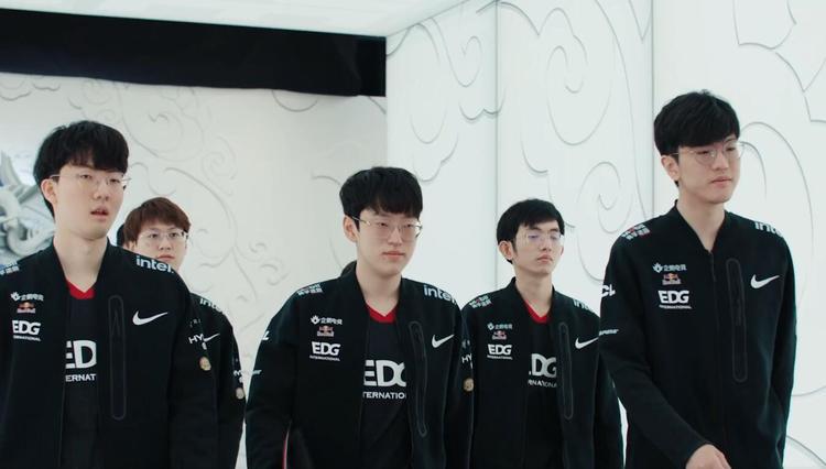 方面的表现 方面的表现