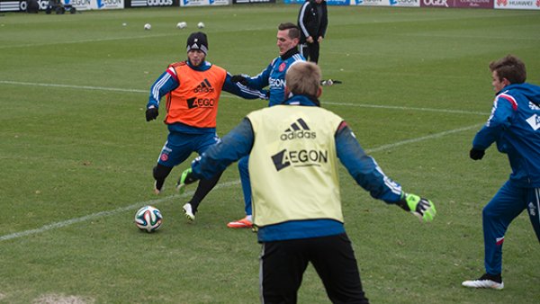 他可以继续 他可以继续